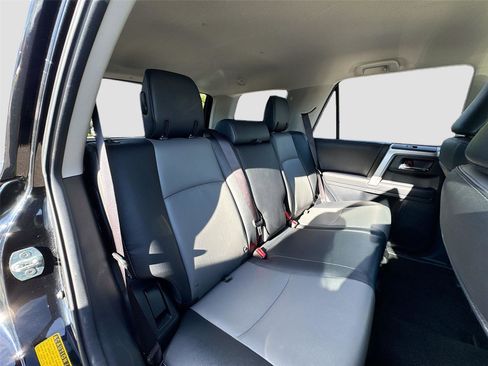 Used 2024 Toyota 4Runner SR5 Premium image 27