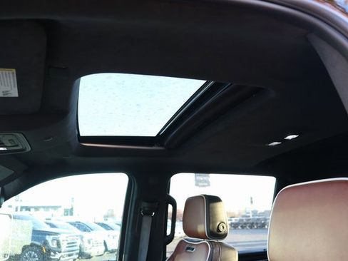 Used 2025 GMC Sierra 2500 Denali Ultimate image 17