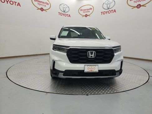 Used 2025 Honda Pilot EX-L image 4