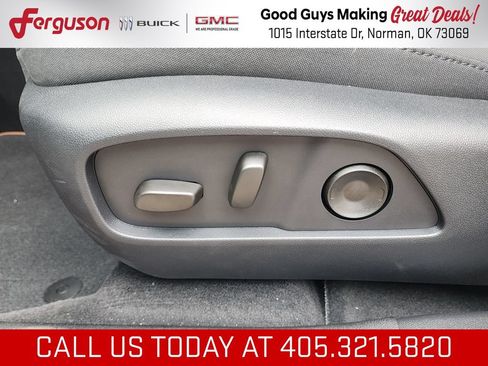 New 2027 GMC Terrain AT4 w/ Convenience Package III AWD/4WD image 17