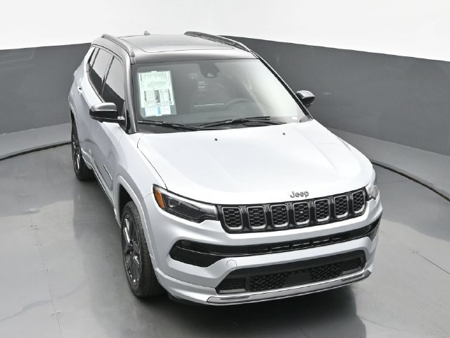 New 2025 Jeep Compass Limited w/ Driver Assist Group I AWD/4WD image 45