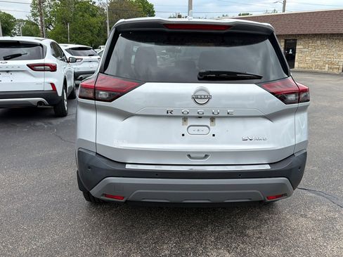 Used 2022 Nissan Rogue SV AWD/4WD image 4