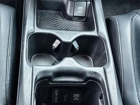 Used 2019 Honda CR-V Touring image 34