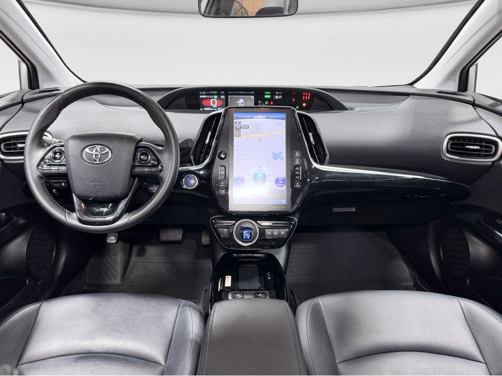Used 2022 Toyota Prius Prime XLE FWD image 16