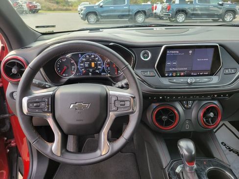 Used 2022 Chevrolet Blazer RS w/ Enhanced Convenience Package image 10