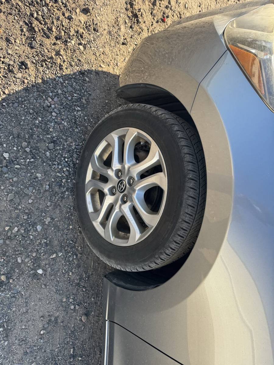 Used 2016 Scion iA FWD image 10