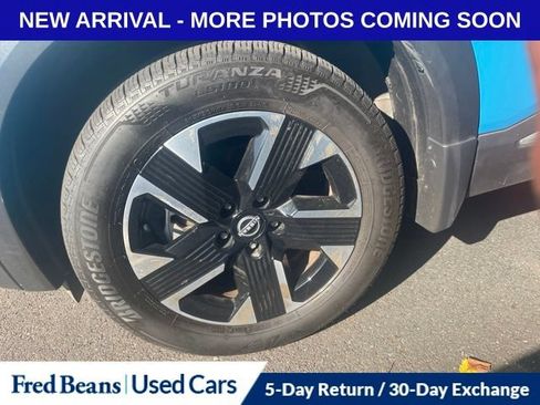 Used 2025 Nissan Kicks SR FWD image 13
