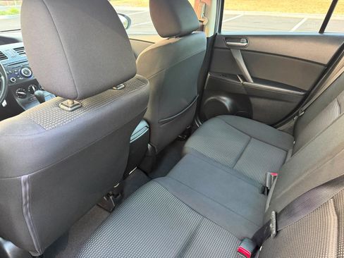 Used 2012 MAZDA MAZDA3 i Touring FWD image 15