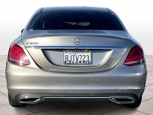 Used 2019 Mercedes-Benz C 300 Sedan image 7