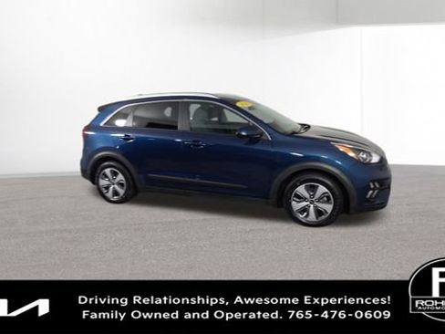 Used 2020 Kia Niro LX image 2