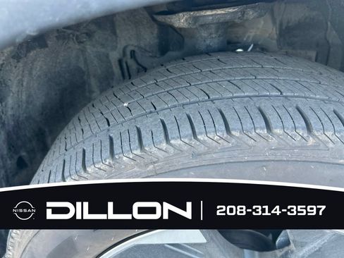 Used 2025 Nissan Rogue SV AWD/4WD image 23