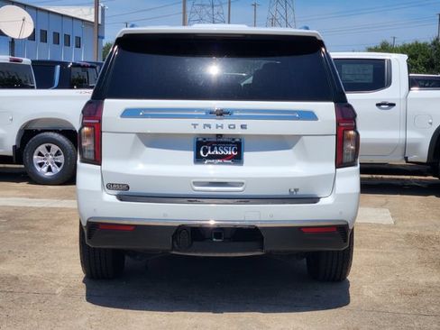 Used 2021 Chevrolet Tahoe LT w/ Luxury Package RWD image 6