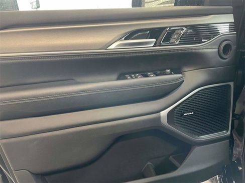 New 2025 Jeep Wagoneer Series II w/ Premium Group I image 26