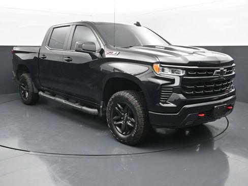 Used 2023 Chevrolet Silverado 1500 LT Trail Boss AWD/4WD image 7