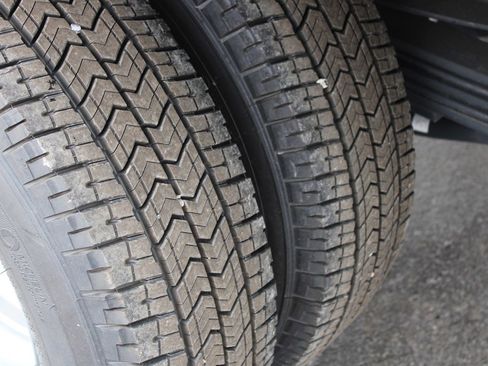 Used 2024 Chevrolet Silverado 3500 W/T w/ Snow Plow Prep Package image 26