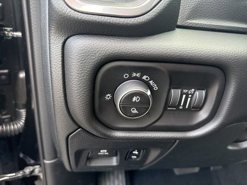 Used 2026 RAM 1500 Laramie AWD/4WD image 12