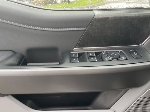 New 2026 Ford F250 XLT w/ XLT Premium Package image 18