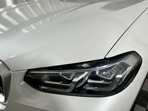 Used 2024 BMW X4 xDrive30i image 13