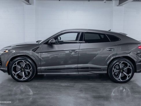 Used 2025 Lamborghini Urus SE AWD/4WD image 8