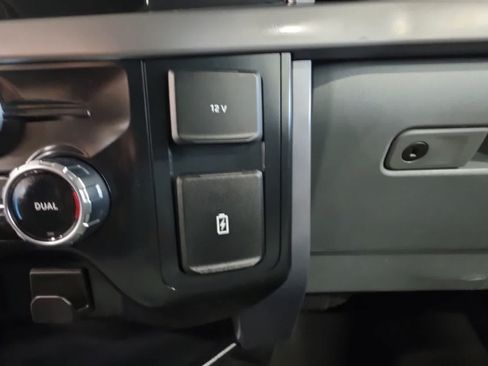 Used 2024 Ford F150 XLT AWD/4WD image 25