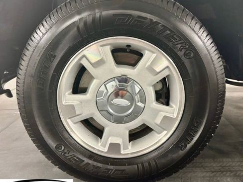 Used 2013 Ford F150 XLT w/ Mid Equipment Group image 10