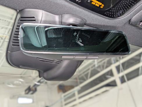 Certified 2026 Mercedes-Benz GLC 300 4MATIC image 32