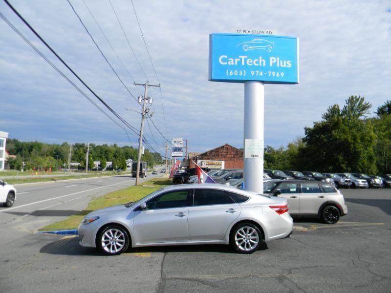 Used 2013 Toyota Avalon Limited FWD image 9