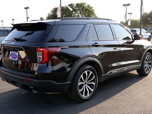 Certified 2022 Ford Explorer ST-Line w/ Class IV Trailer Tow Package RWD image 15