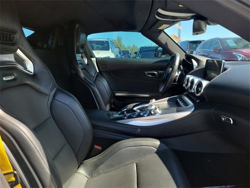 Used 2019 Mercedes-Benz AMG GT Roadster image 21