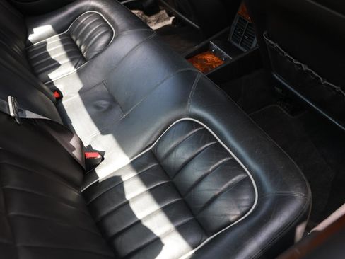 Used 2002 Jaguar XJ8 image 12