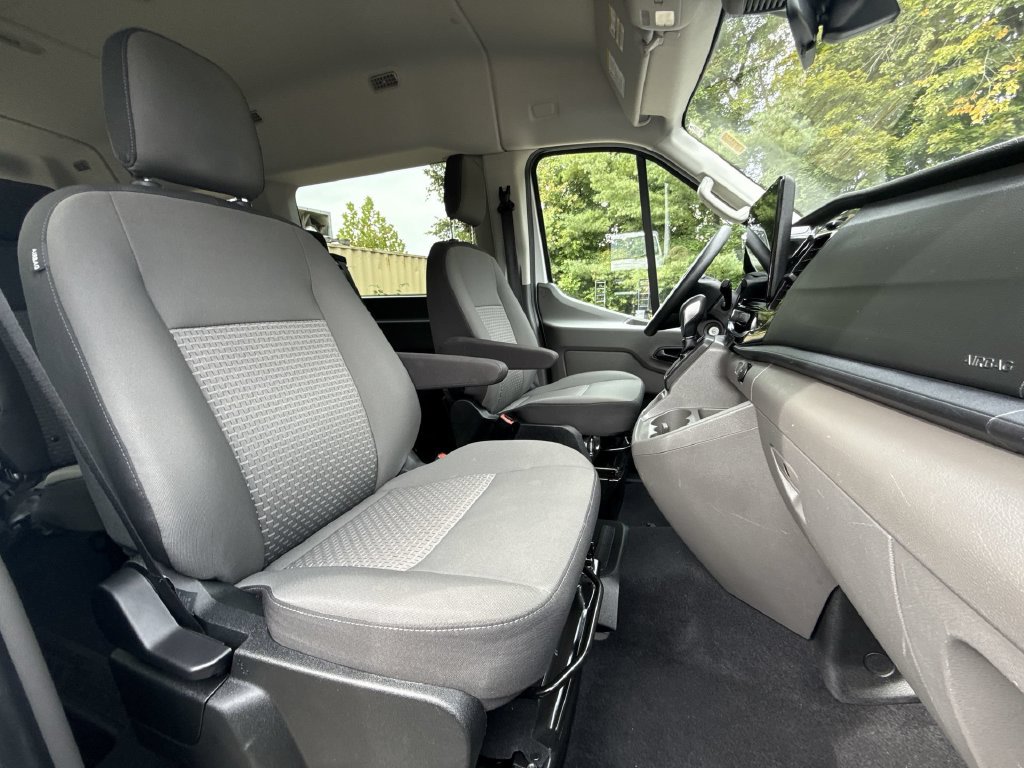 Certified 2024 Ford Transit 350 XLT RWD image 24