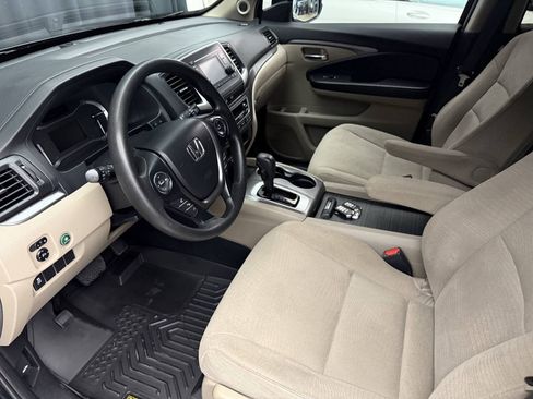 Used 2016 Honda Pilot LX image 15