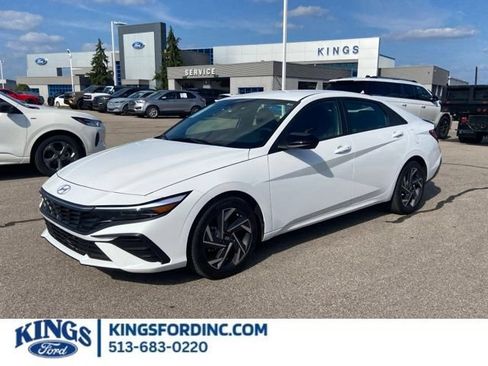 Used 2025 Hyundai Elantra Sport FWD image 1