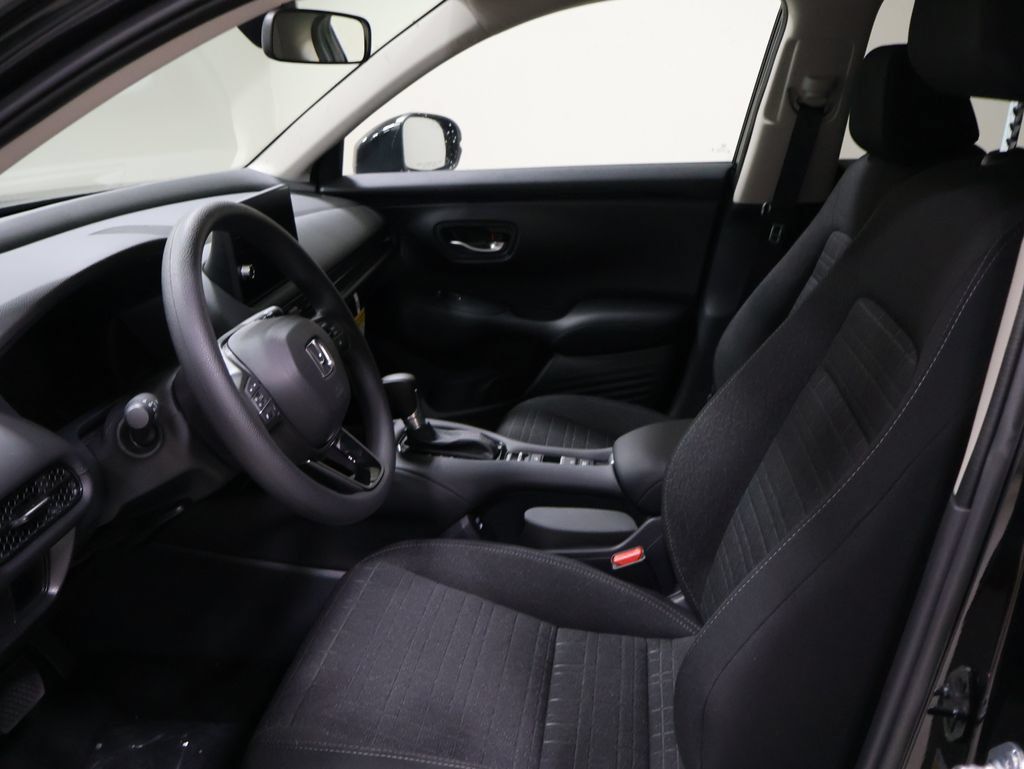 New 2027 Honda HR-V LX image 11
