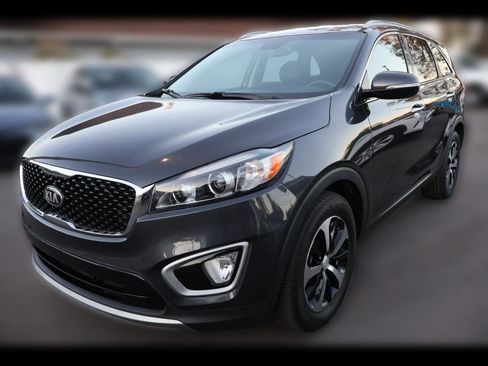 Used 2018 Kia Sorento EX image 1