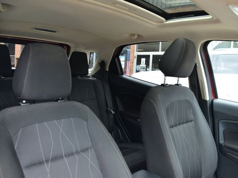 Used 2021 Ford EcoSport SE FWD image 28