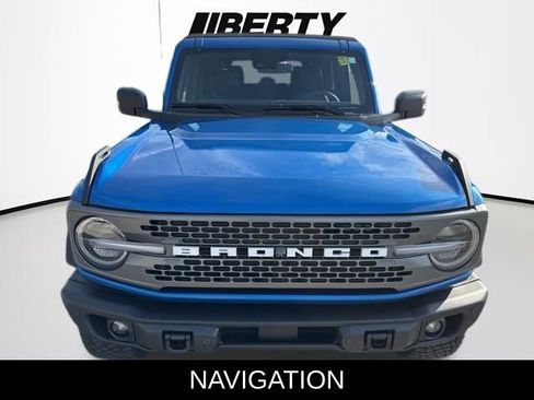 Used 2023 Ford Bronco Badlands w/ Sasquatch Package image 2