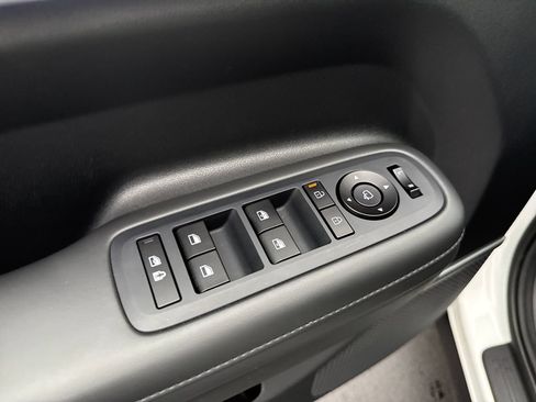 Certified 2024 Hyundai Santa Fe Limited AWD/4WD image 10