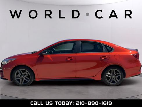 Used 2021 Kia Forte GT-Line w/ GT-Line Premium Package FWD image 6