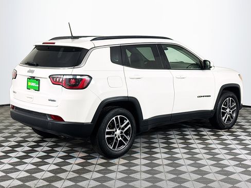 Used 2017 Jeep Compass Latitude w/ Popular Equipment Group image 10