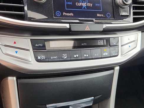Used 2015 Honda Accord EX-L image 17
