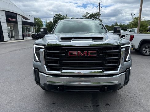 New 2026 GMC Sierra 3500 Pro AWD/4WD image 8