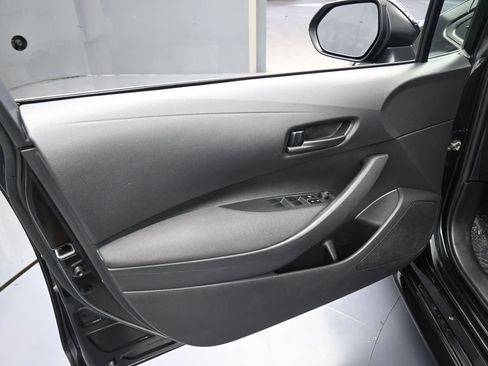 Used 2022 Toyota Corolla LE image 15