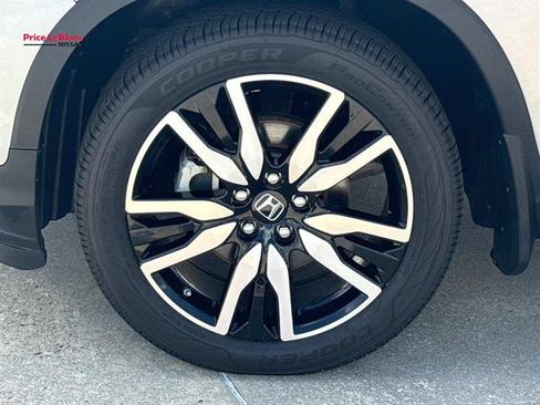 Used 2021 Honda Pilot Elite image 4