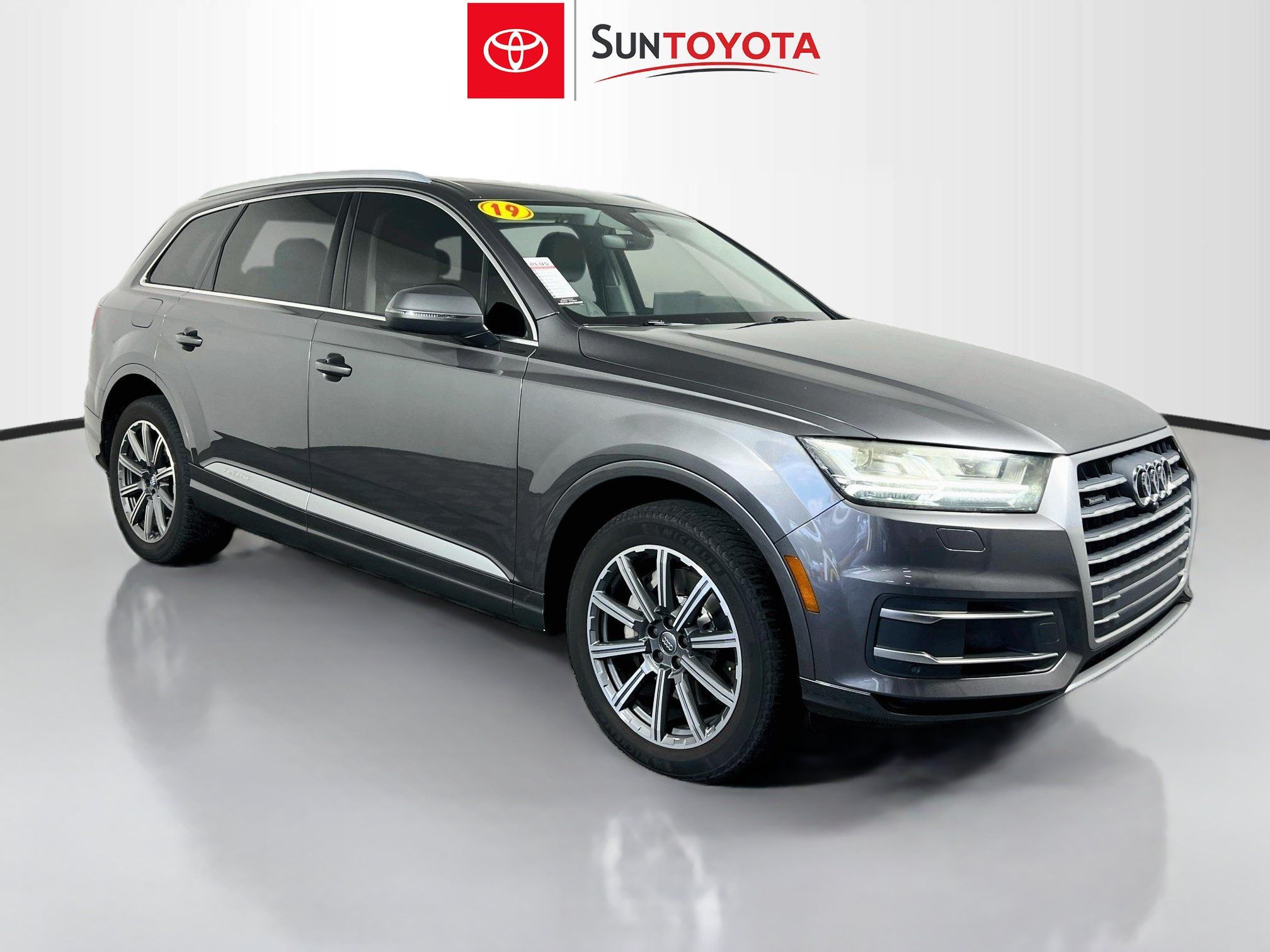 Used 2019 Audi Q7 3.0T Premium Plus w/ Premium Plus Package AWD/4WD image 1