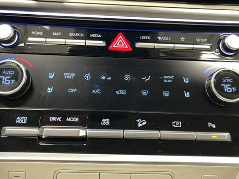 Used 2026 Hyundai Santa Fe Calligraphy AWD/4WD image 18
