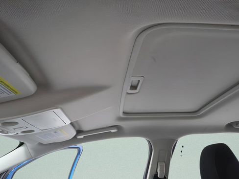 Used 2019 Ford EcoSport SE w/ SE Convenience Package image 10