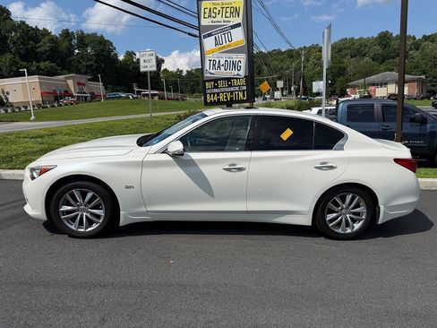 Used 2016 INFINITI Q50 Premium w/ 2.0T Premium Plus Package AWD/4WD image 2