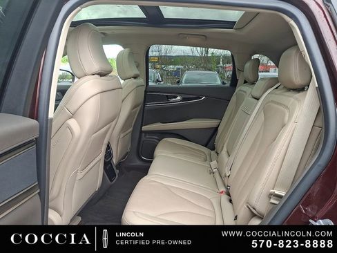 Certified 2023 Lincoln Nautilus Reserve AWD/4WD image 10