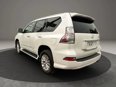 Used 2017 Lexus GX 460 Premium w/ Premium Package AWD/4WD image 7